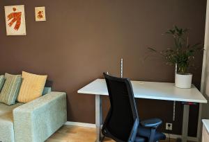 Spacious apartment near nature - 24H Self Check-in