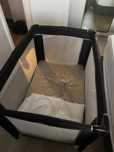 Massive and Stylish 5 Bed House - Sleeps 13 - Free Parking