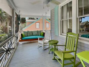 Coast A While by Tybee Vacation Rentals