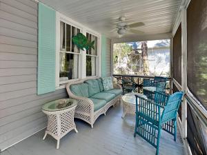 Coast A While by Tybee Vacation Rentals