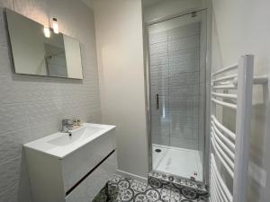 Appartement superbe avec Climatisation et belle pierre Bordelaise pour 2p