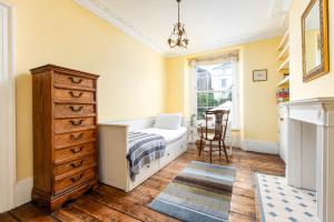 Refined Period 4BD Cotham Home-Sleeps 6-Garage