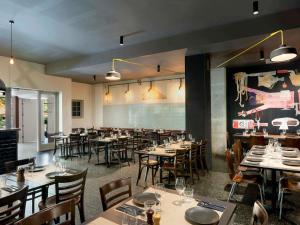 Peppers Gallery Hotel