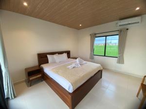 Rice field view Guest House in Cemagi