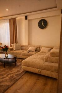 Tomorrowland Luxury Apartment