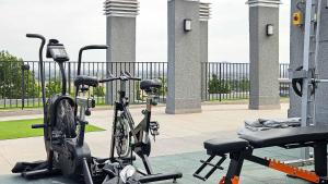 HOM I WiFi, Parking, Metro Toesca, Acceso seguro