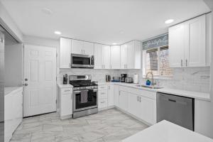 Golfers Dream! Sweet NW location.