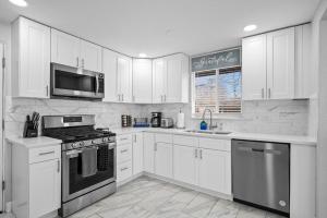 Golfers Dream! Sweet NW location.