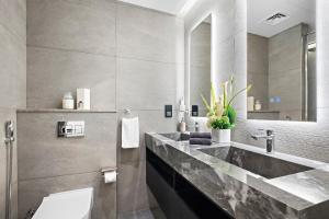 VayK - Renovated 1BR in Dubai Marina