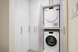 VayK - Renovated 1BR in Dubai Marina