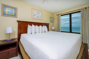 Island Winds West 874