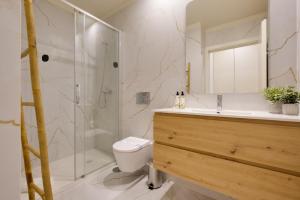 Luxury Style 8 with AC Downtown Porto near Metro