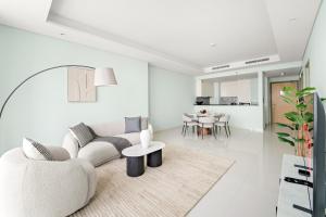 VayK - Spacious 2BR Inside Hotel