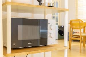 5min, Seoul Stn, 3R5B, group, family, good location for travel, Myeongdong, Itaewon, Hongdae