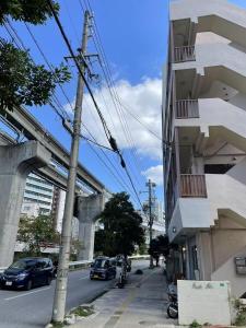 那霸市国际通大街附近单人床可变双人床无电梯4楼