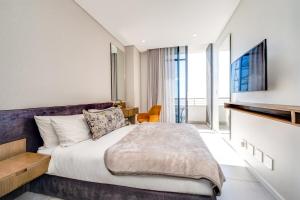 Luxury Studio Apartment in Illovo
