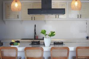 Uma 2 BR villa with Roof top pool & Enclosed living room