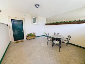 Alloggio Turistico - I tre Moschettieri - Zona Universitaria e Tribunale Nuovo