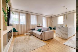 Appartamento di Lusso con Terrazza, Wi-Fi, Parcheggio Privato Gratuito e Area CoWorking a Milano, vicino CityLife, MiCo, Allianz Cloud, Casa Milan e San Siro