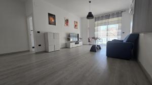 Lovely Central Apartment