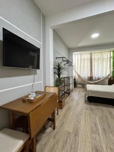 Studio - 100m da praia no canal 3 - Santos