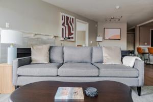 Blueground Seattle Waterfront view nr Waterfront Park SEA-971