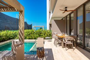 Deluxe en MorrosEos con piscina privada y salida a la playa