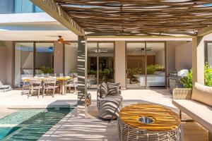 Deluxe en MorrosEos con piscina privada y salida a la playa