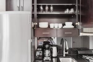 Blueground Nolita washer nr Bowery NYC-2053