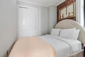 Blueground Nolita washer nr Bowery NYC-2053