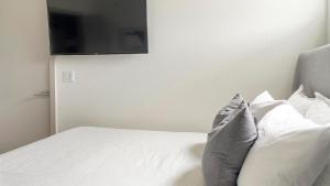 Landing Apartments - The Braxton