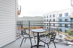 Blueground Pleasant Hill pool nr Mount Diablo SFO-2110