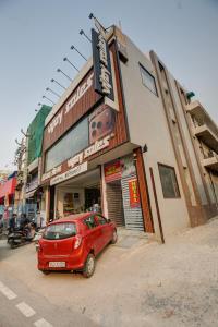 Hotel Town Stay Near Rajiv Gandhi Cancer Hospital Rohini