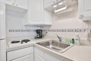 Daytona Beach Resort 532-White Turtle