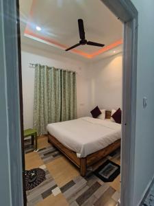 Maa Vaishno INN