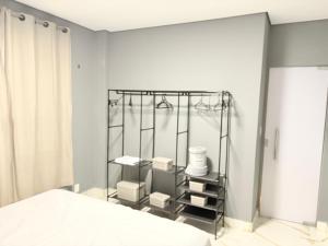 Quarto suíte a passos do PVH shopping