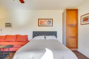 Casita Near Tucson Botanical Gardens Shared Yard!