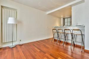 Charming Parisian Retreat in the Heart of the City