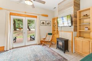 IC1 - Little Lifeboat House