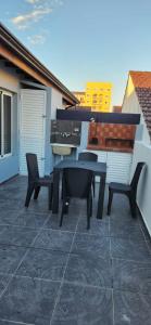 Deptos nuevos a 50m del centro y 150 de la playa