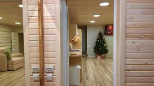 Три-О, Будинок 120 кв для 2-6 гостей & Апартаменти 45 кв для 2-4 гостей, Окремі входи, Вид на гори, 15 хв до центру