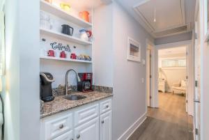 8 Deer Run Lane - Sea Pines Beach and Golf