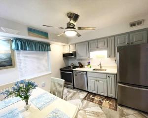 Dunes F2 - South Forest Beach Villa