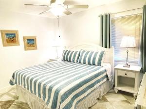 Dunes F2 - South Forest Beach Villa