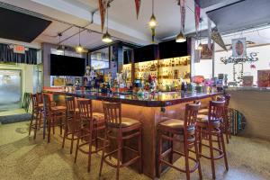 Unique Studio in Downtown Lebanon, Pets Welcome!