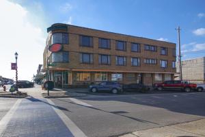 Unique Studio in Downtown Lebanon, Pets Welcome!