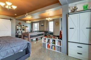 Unique Studio in Downtown Lebanon, Pets Welcome!