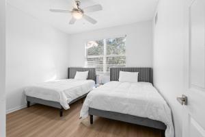 Fresh & Modern Melrose 2BR 2 BATH- Great for Families