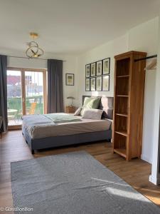 Altstadtflair Modernes Studio mit Gartenblick