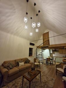 A warm home in nature, close to cities & culture